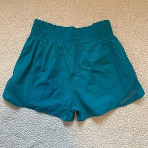 Balance athletica breeze short